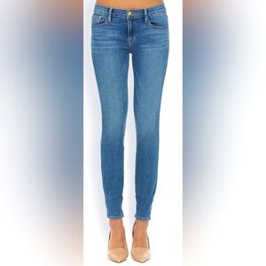 ⭐️ SLASH SUMMER SALE! ⭐️ EUC Frame Lupine Le Skinny de Jeanne Blue Jeans Size 28